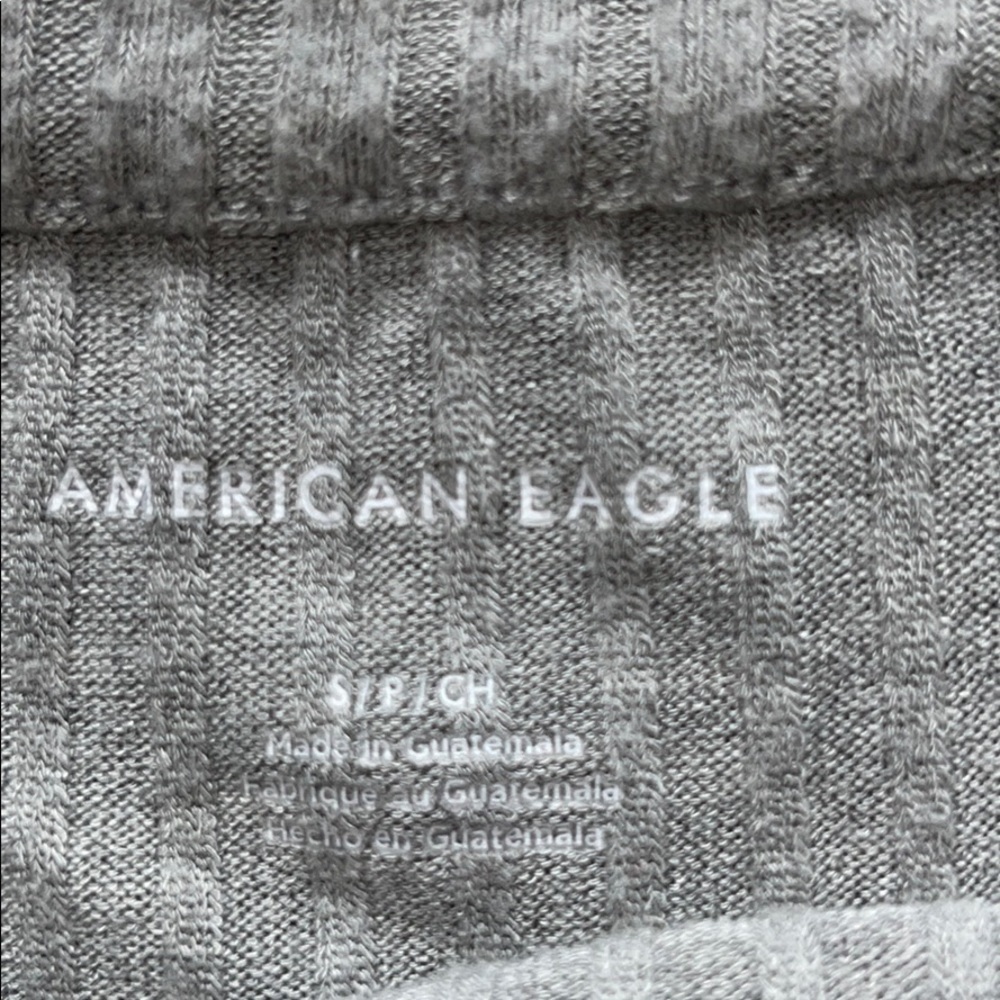 American Eagle Wide Rib V Neck Cropped Tank Top Size S - Picture 3 of 4